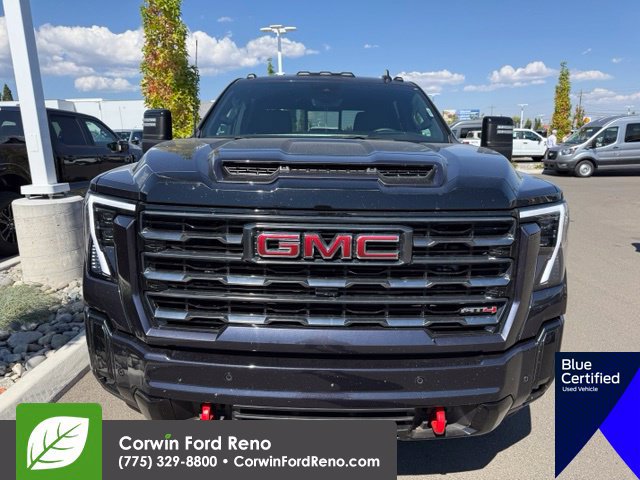 Used 2025 GMC Sierra 2500 AT4 w/ AT4 Premium Plus Package AWD/4WD image 2