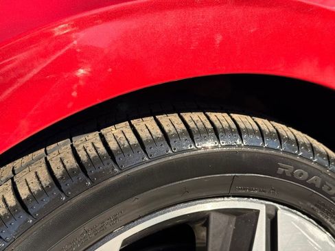 Used 2023 Hyundai Elantra Limited image 11