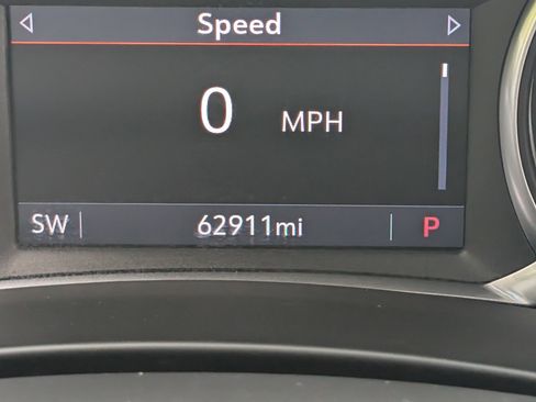 Used 2021 GMC Terrain SLT w/ Elevation Edition image 26