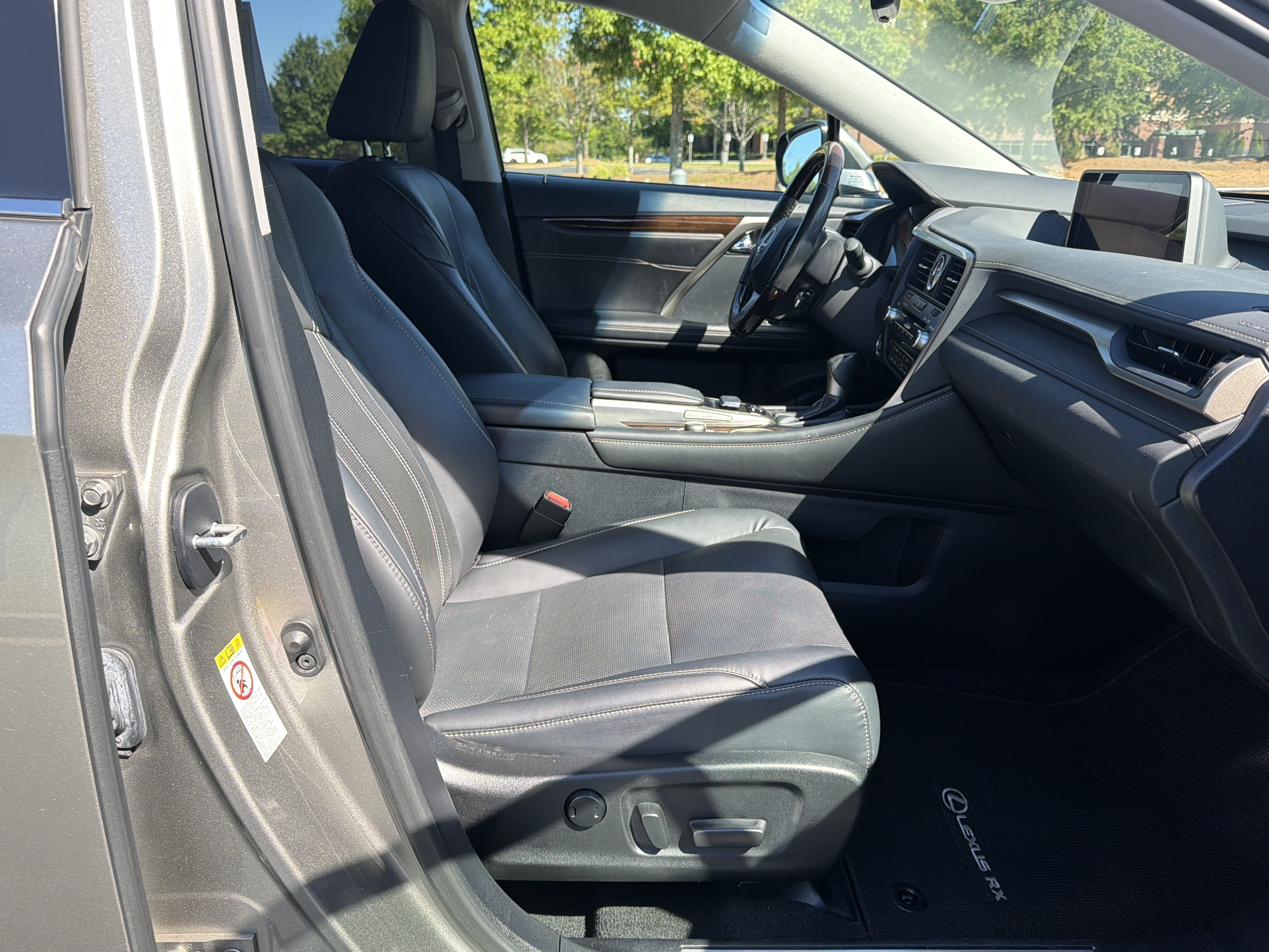 Used 2019 Lexus RX 350 FWD w/ Navigation Package image 31