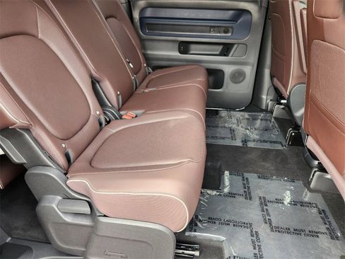 New 2025 Volkswagen ID. Buzz Pro S image 25