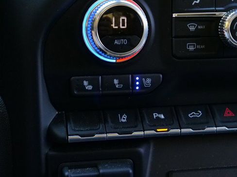 Used 2022 GMC Sierra 2500 Denali image 16