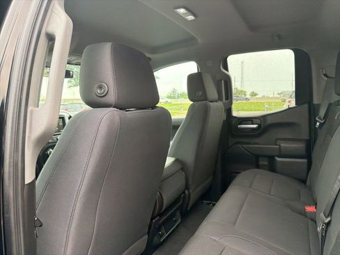 Used 2019 Chevrolet Silverado 1500 Custom Trail Boss w/ Custom Convenience Package AWD/4WD image 15