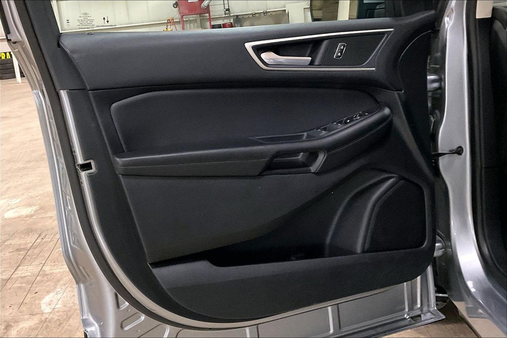 Certified 2024 Ford Edge SEL AWD/4WD image 21