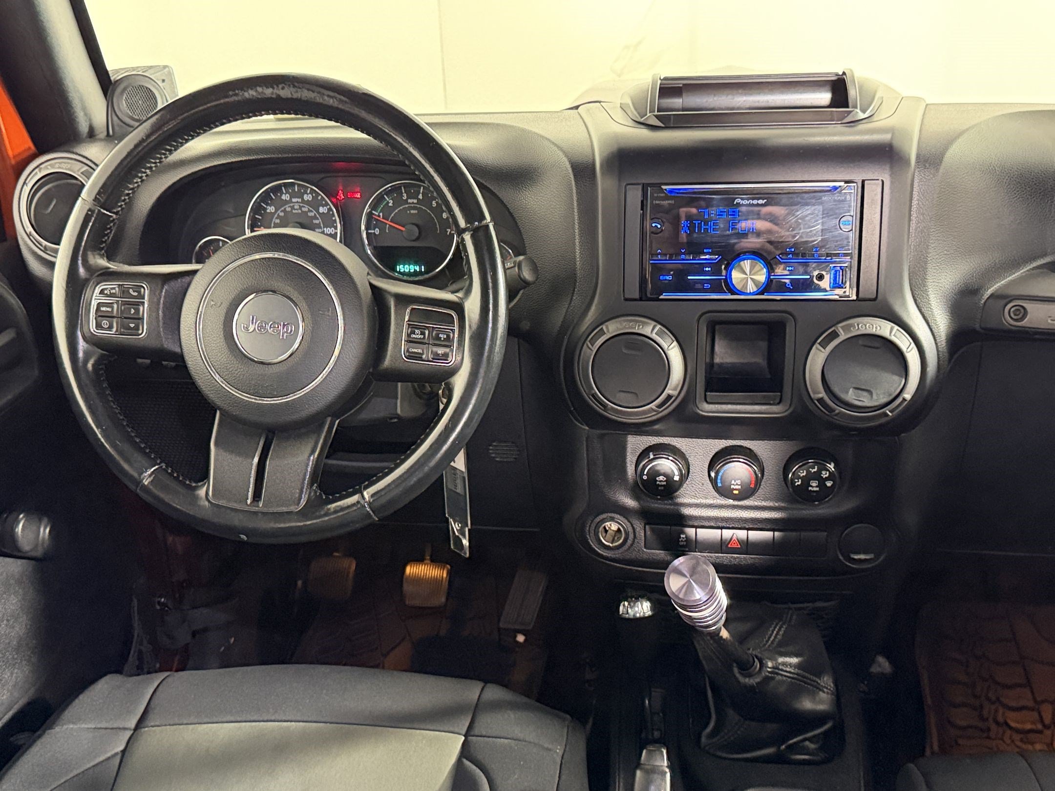 Used 2014 Jeep Wrangler Sport AWD/4WD image 27