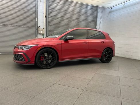 Used 2024 Volkswagen GTI SE FWD image 4