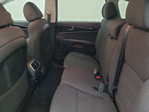 Used 2020 Kia Sorento LX w/ LX I4 Convenience Package FWD image 18