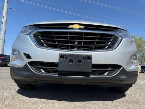 Used 2020 Chevrolet Equinox LS w/ LPO, Floor Liner Package FWD image 35