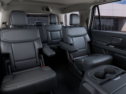 New 2027 Ford Expedition Active RWD image 30