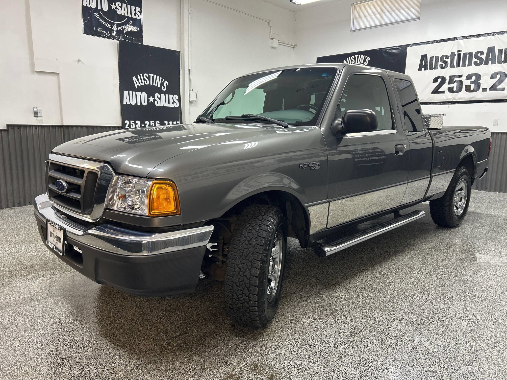 Used 2004 Ford Ranger XLT RWD image 3