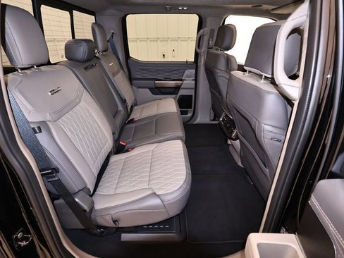 Used 2026 Ford F350 Platinum w/ Platinum Plus Package AWD/4WD image 19