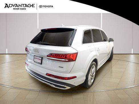Used 2023 Audi Q7 3.0T Premium w/ Convenience Package AWD/4WD image 7