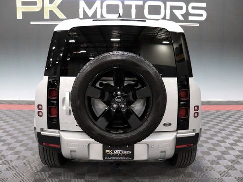Used 2022 Land Rover Defender 110 SE AWD/4WD image 6