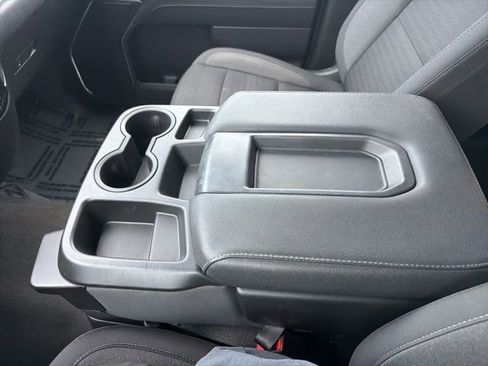 Used 2024 Chevrolet Silverado 1500 LT image 35