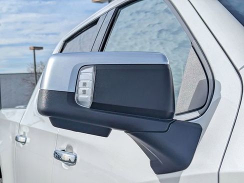 Used 2024 Chevrolet Silverado 1500 High Country w/ Technology Package image 13