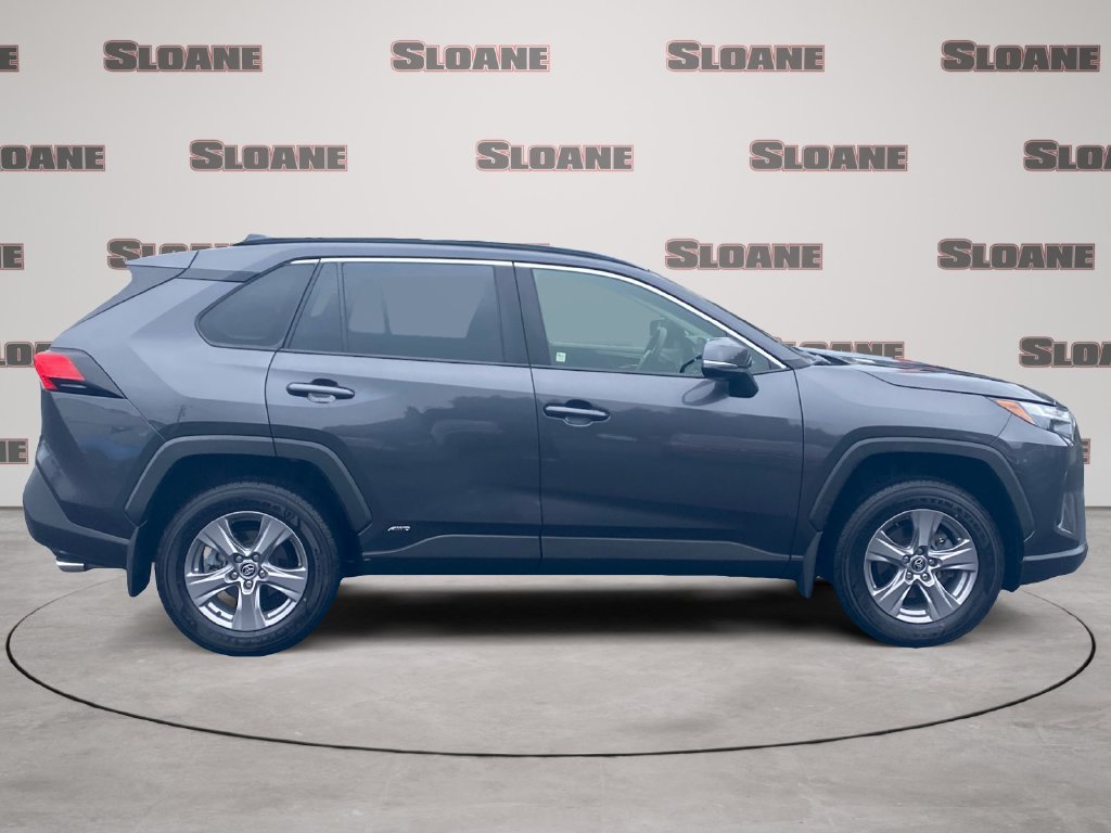Used 2024 Toyota RAV4 XLE AWD/4WD image 6