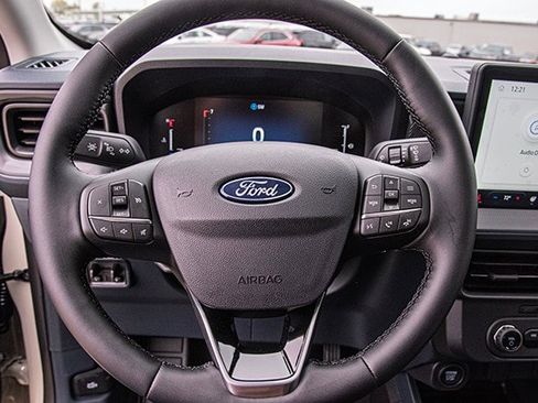 New 2025 Ford Maverick XLT w/ XLT Luxury Package image 8