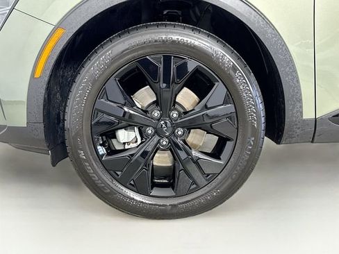 Used 2025 Kia Sportage X-Line w/ Premium Package image 32