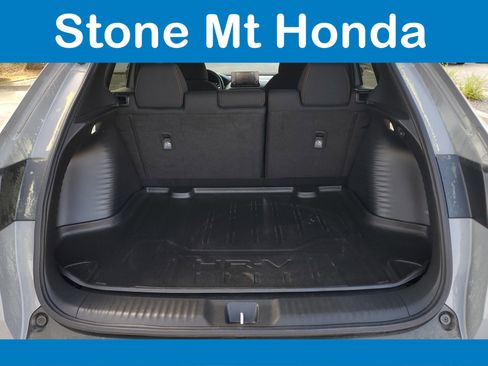 Used 2023 Honda HR-V Sport image 9