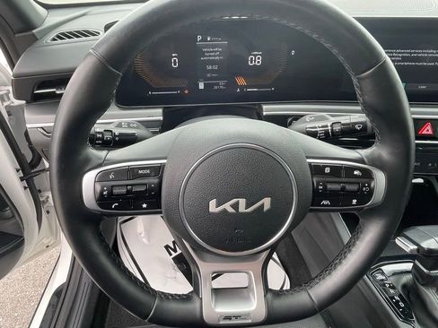 Certified 2025 Kia K5 GT-Line image 13