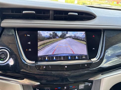 Used 2020 Cadillac XT6 Premium Luxury image 28