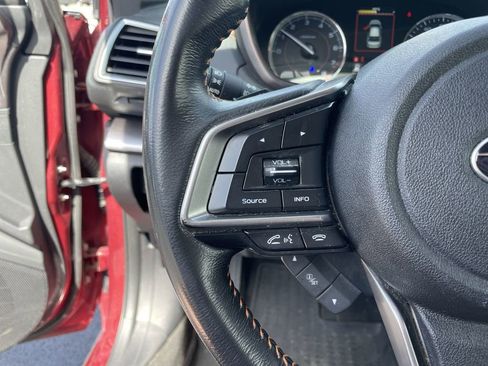 Used 2019 Subaru Crosstrek 2.0i Limited w/ Moonroof Package w/Navigation image 18