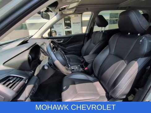 Used 2023 Subaru Forester Touring AWD/4WD image 10