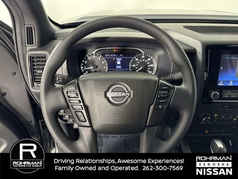 Certified 2023 Nissan Frontier SV w/ Midnight Edition Package image 13