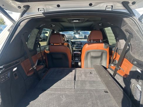 Used 2022 BMW X7 M50i w/ Dynamic Handling Package image 14
