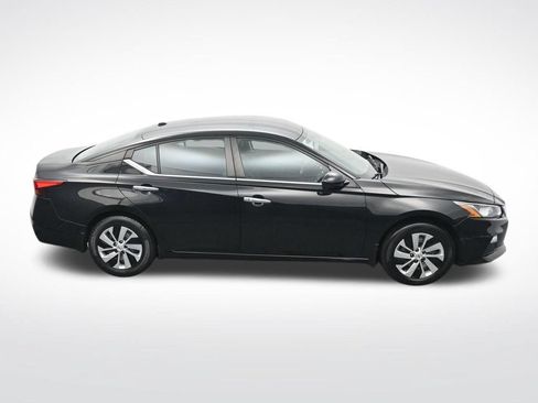 Used 2019 Nissan Altima 2.5 S FWD image 23