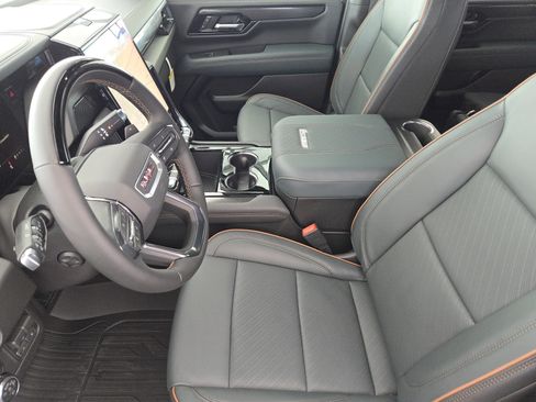 New 2026 GMC Yukon XL AT4 w/ AT4 Premium Plus Package image 10