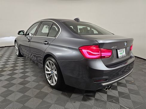 Used 2017 BMW 330i xDrive Sedan image 5