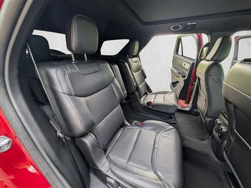 Used 2023 Ford Explorer ST w/ Equipment Group 401A image 19