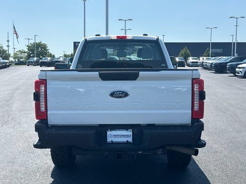 Used 2024 Ford F250 XL w/ 360-Degree Camera Package AWD/4WD image 4