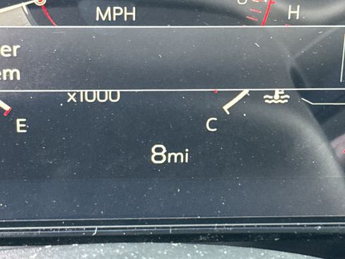 New 2026 GMC Terrain Denali w/ LPO, Floor Liner Package image 23