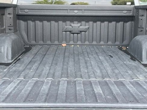 Used 2024 Chevrolet Silverado 1500 LT Trail Boss w/ Protection Package AWD/4WD image 16