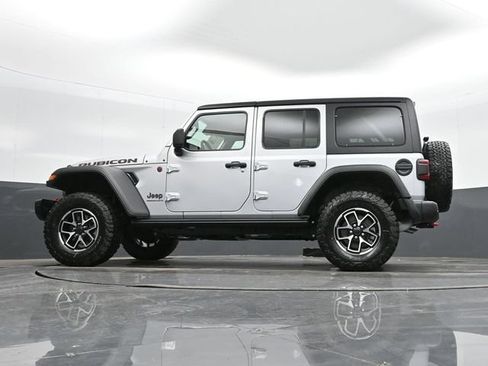 Used 2024 Jeep Wrangler Unlimited Rubicon w/ Capability Package AWD/4WD image 45