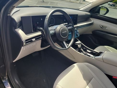 Used 2025 Hyundai Tucson SEL FWD image 20