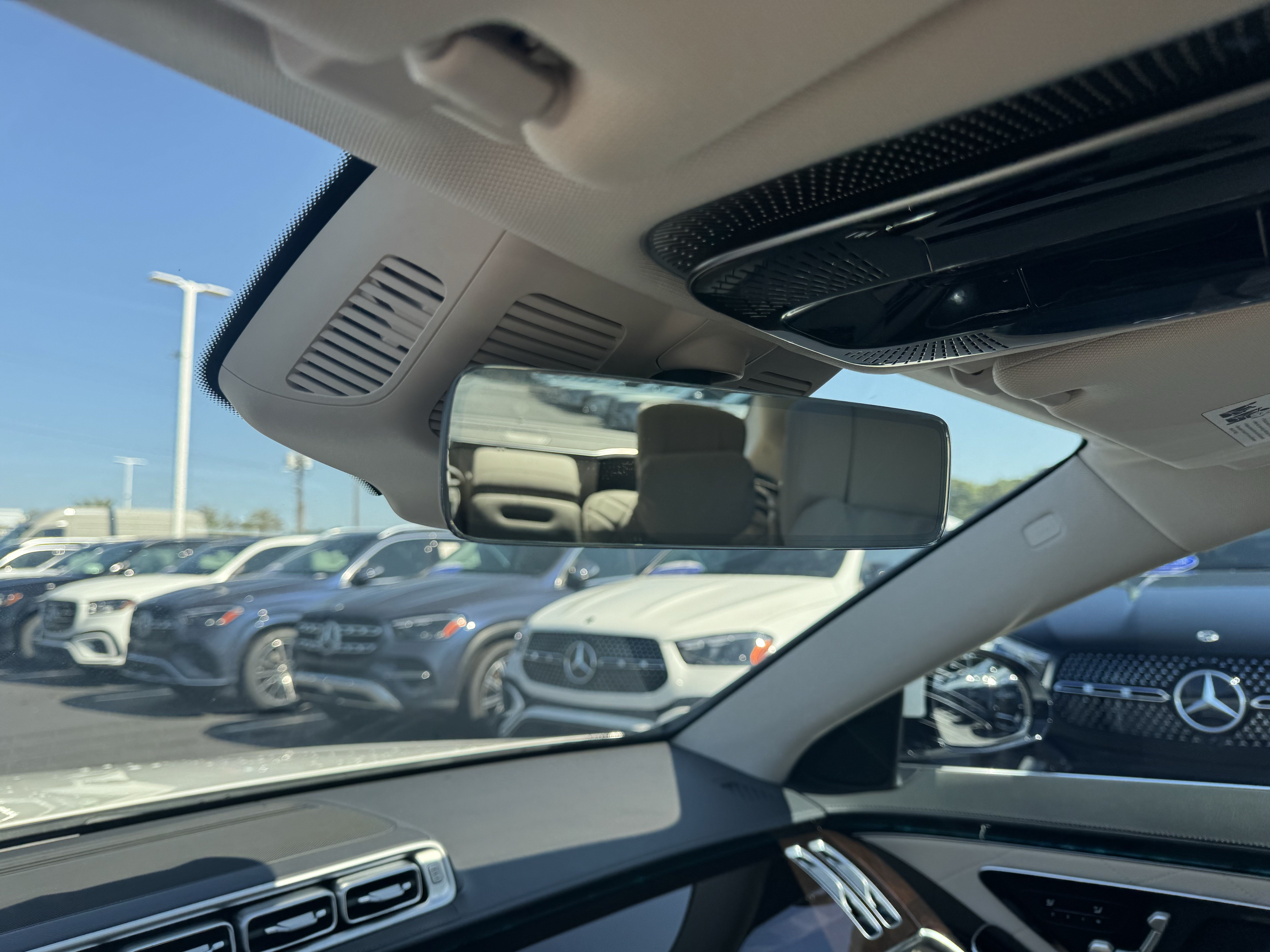 Certified 2026 Mercedes-Benz S 500 4MATIC image 27