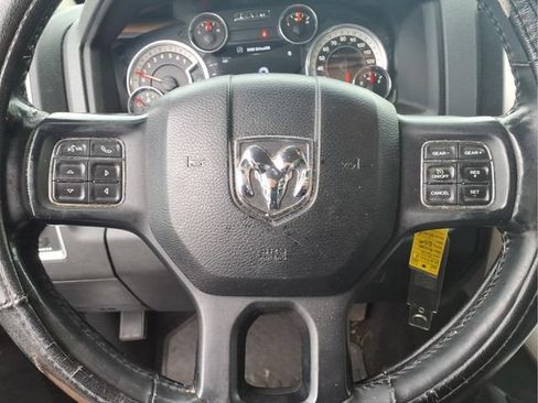 Used 2016 RAM 1500 Classic SLT w/ Luxury Group AWD/4WD image 12