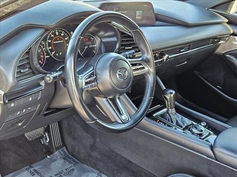 Used 2019 MAZDA MAZDA3 Hatchback w/ Premium Package image 5