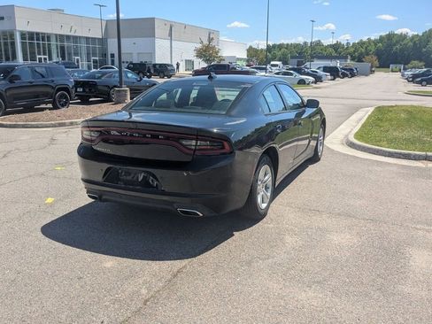 Used 2023 Dodge Charger SXT RWD image 5