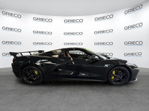 Certified 2022 Chevrolet Corvette Stingray Premium Conv w/ Z51 Performance Package RWD image 9
