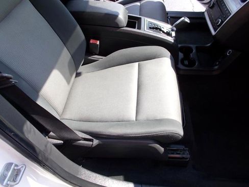 Used 2009 Dodge Journey SE image 19