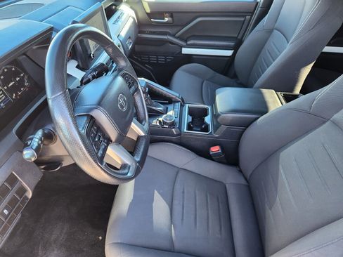 Used 2024 Toyota Tacoma TRD Sport image 8