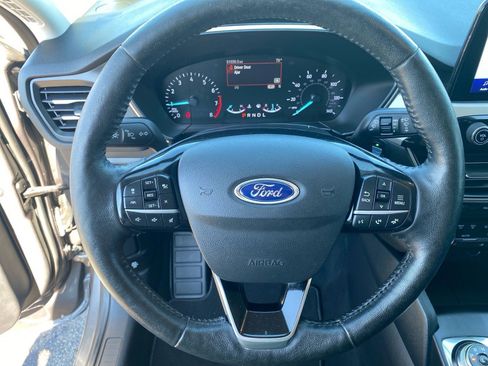 Used 2021 Ford Escape SEL w/ Class II Trailer Tow Package AWD/4WD image 10