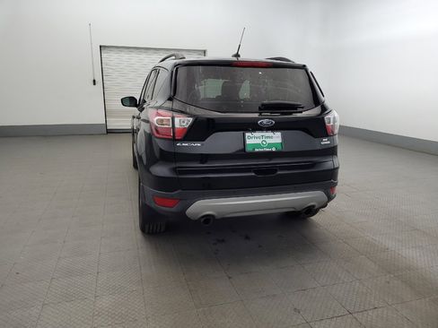 Used 2017 Ford Escape SE w/ Equipment Group 201A FWD image 6
