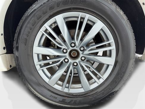 Used 2024 INFINITI QX80 Luxe image 41