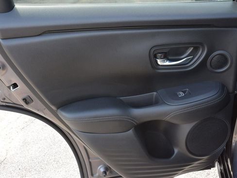 Used 2024 Honda HR-V EX-L image 16