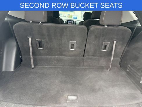 Used 2020 Chevrolet Traverse LT image 17